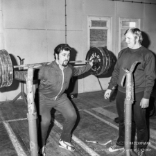 Góra, dół, góra ...