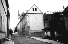 Ulica Górna : w kierunku kościoła rzymskokatolickiego pw. św. Barbary