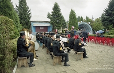 Zakłady G&oacute;rnicze &bdquo;Konrad&rdquo; w Iwinach : ostatnia msza przed likwidacją i zatopieniem kopalni