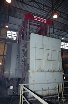 Zakład Wzbogacania Rud przy Zakładach G&oacute;rniczych &bdquo;Rudna&rdquo; : prasa filtracyjna