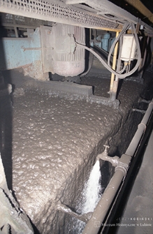 Zakład Wzbogacania Rud przy Zakładach G&oacute;rniczych &bdquo;Rudna&rdquo; : prasa filtracyjna