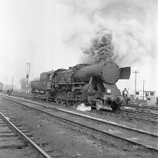 Stacja Miłkowice : parowóz Ty2 o numerze nieustalonym pod parą