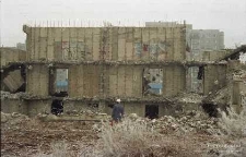 Osiedle Piekary : rozbiórka piętrowego budynku