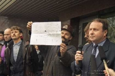 Manifestacja górników pod biurem zarządu KGHM