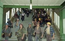 Zakłady Górnicze „Rudna” : górnicy wychodzący z pracy