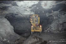 Zakłady Górnicze „Lubin” : praca górników w czasie jednej zmiany