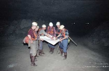 Zakłady Górnicze „Lubin” : praca górników w czasie jednej zmiany